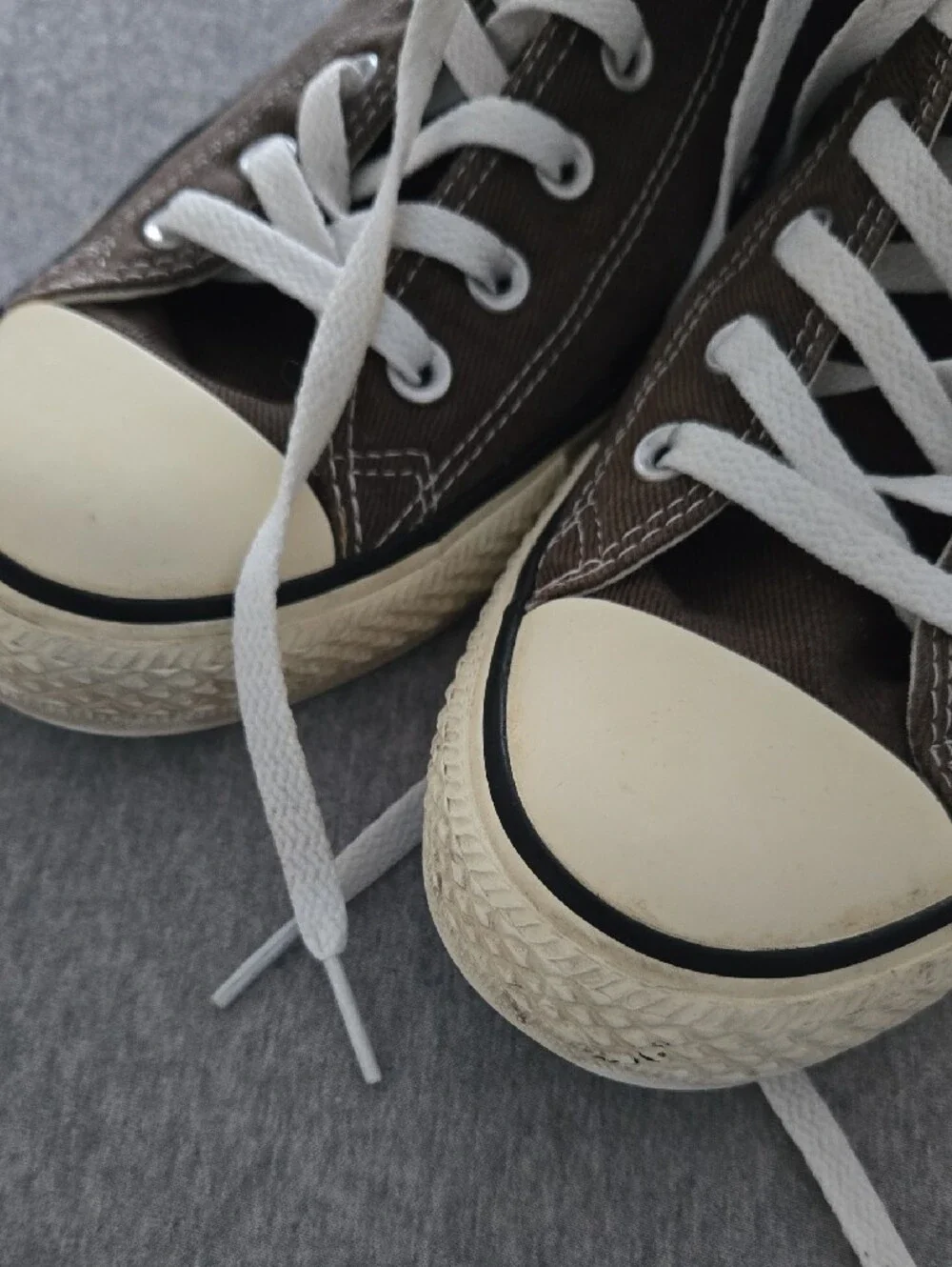 Men's High-Top Canvas Sneakers in Brown with White Laces